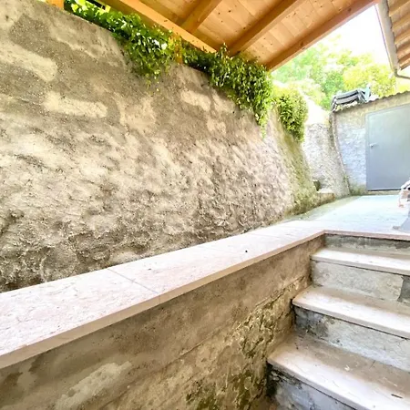 21 - Garden Terrace & View *