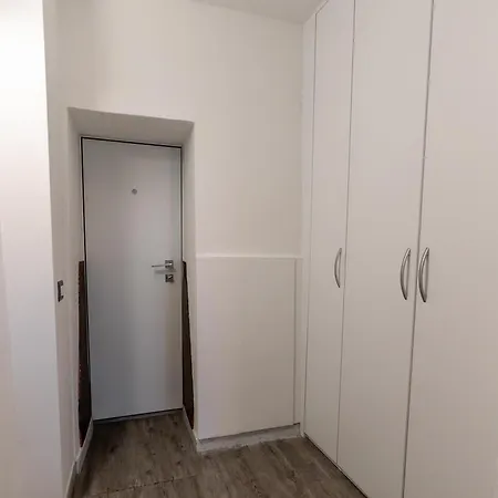 21 - Garden Terrace & View Apartment
